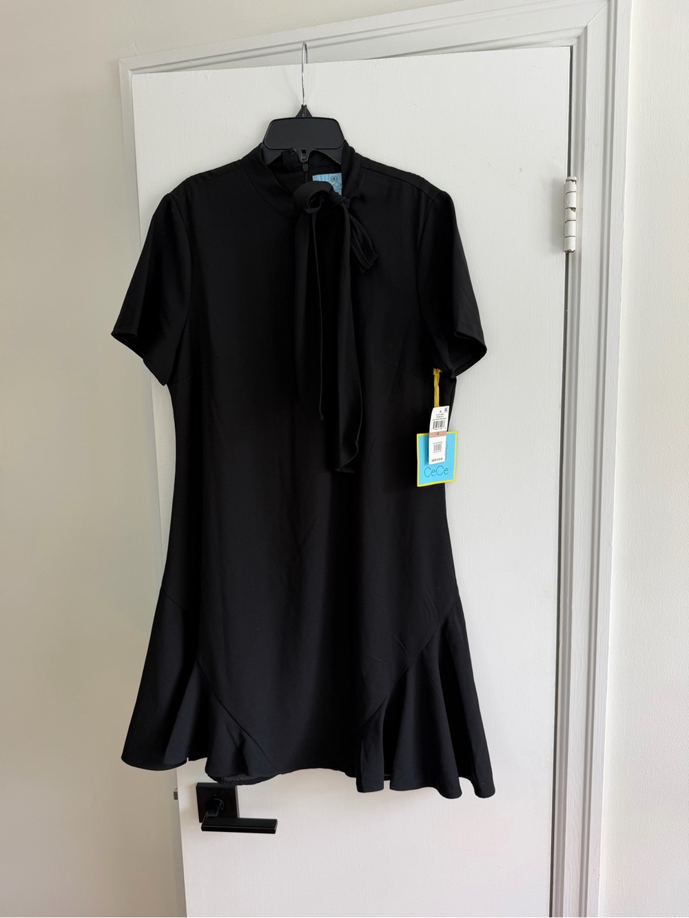 CeCe Black Short-Sleeve Tie-Neck A-Line Dress